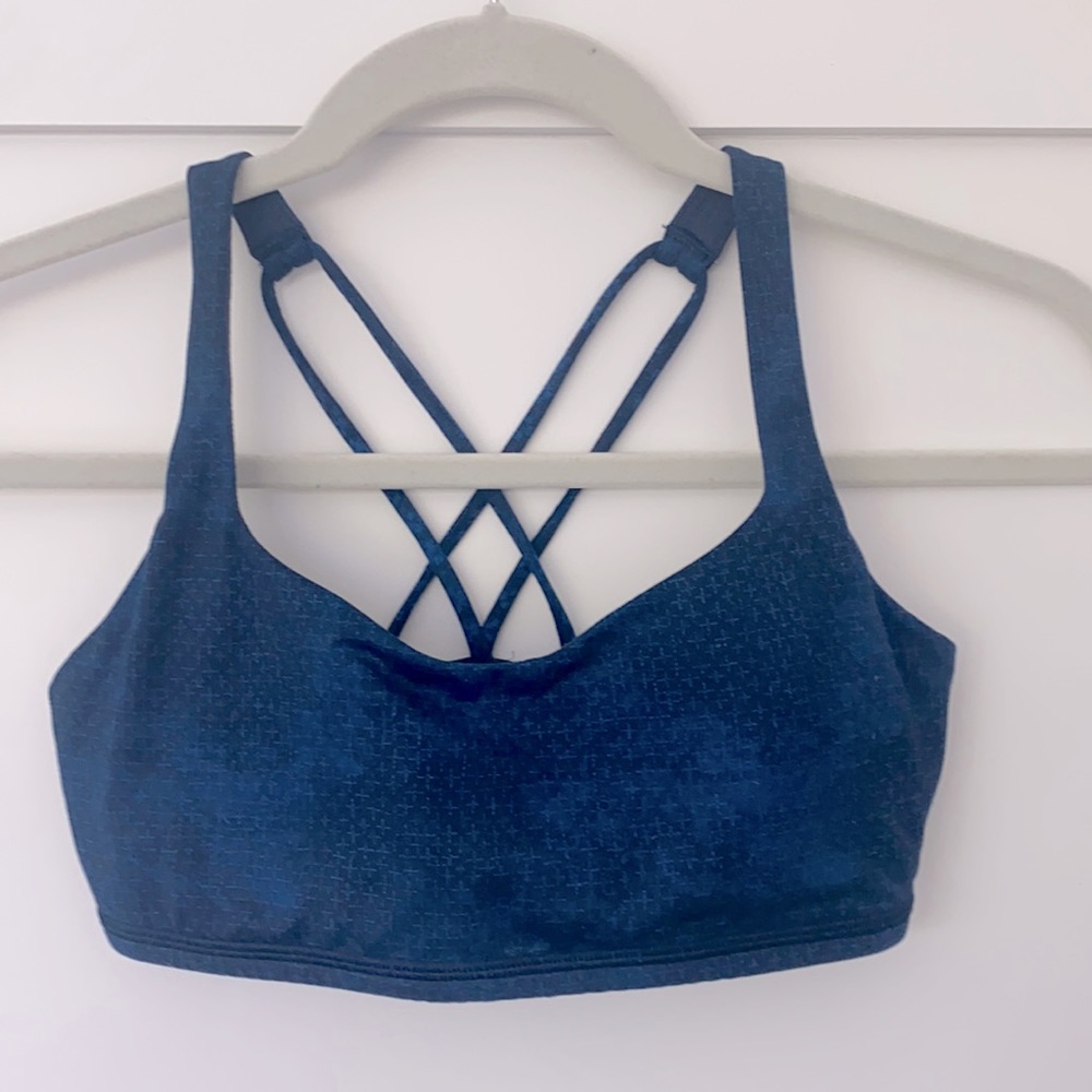 Lululemon Sports Bra Size 4